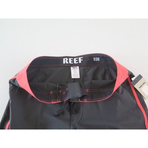 Reef Men's Sz 36 Black/Red Swim Trunks - Picture 3 of 5